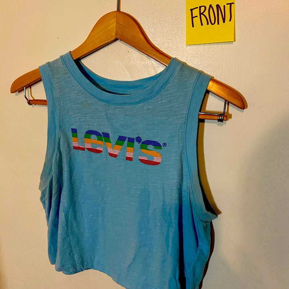 Levi’s cropped tank